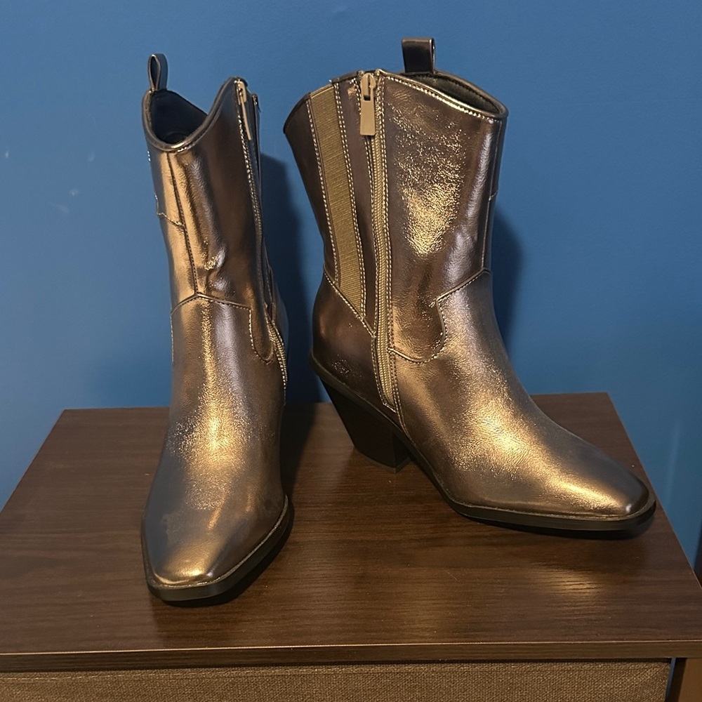 Metallic Silver Women's Ankle Boots